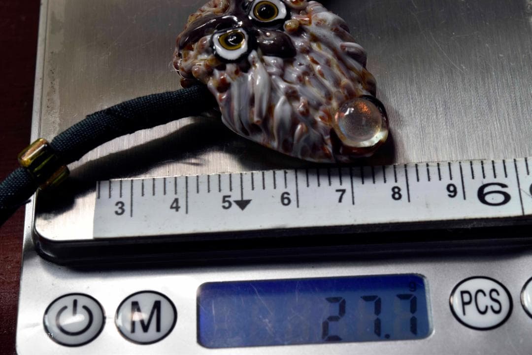 フクロウのトンボ玉 ガラスのジュエリー ペンダントトップ12884-451