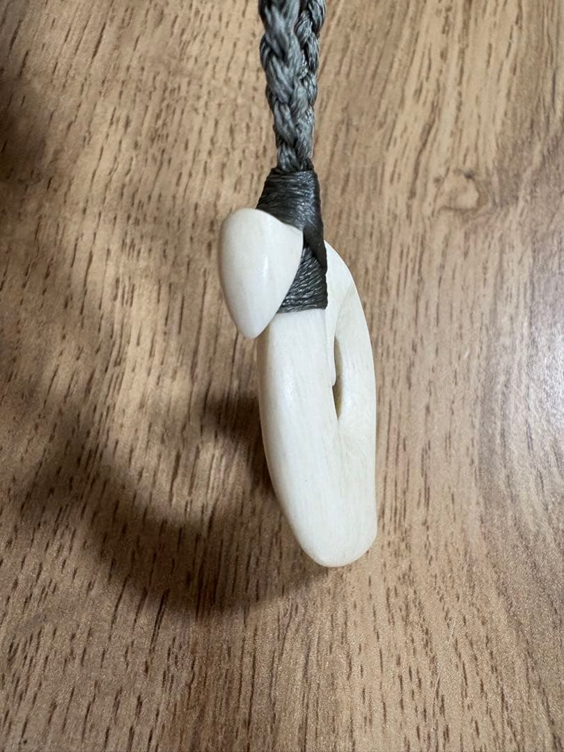 ボーンカービング ネックレス(sw90)Sサイズ マッコウ