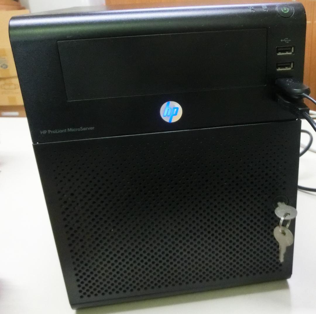 美品 HP ProLiant MicroServer N54L