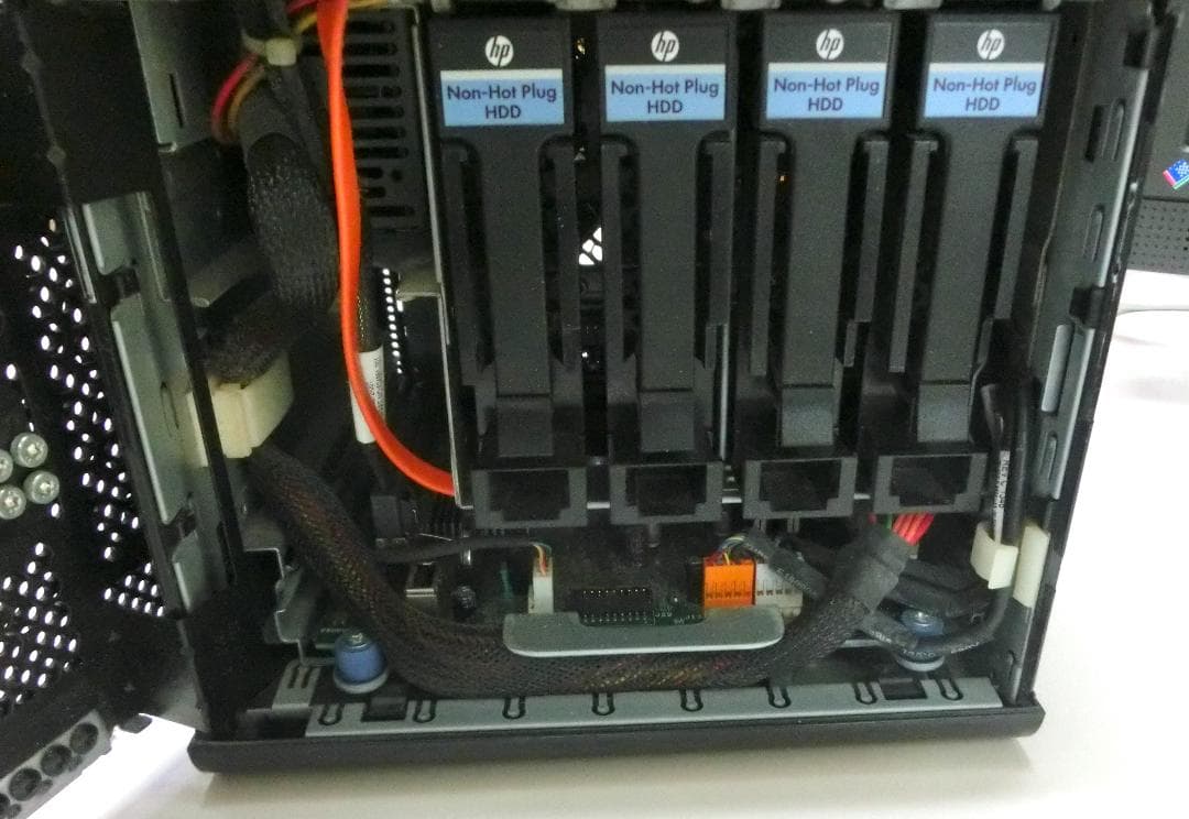 美品 HP ProLiant MicroServer N54L