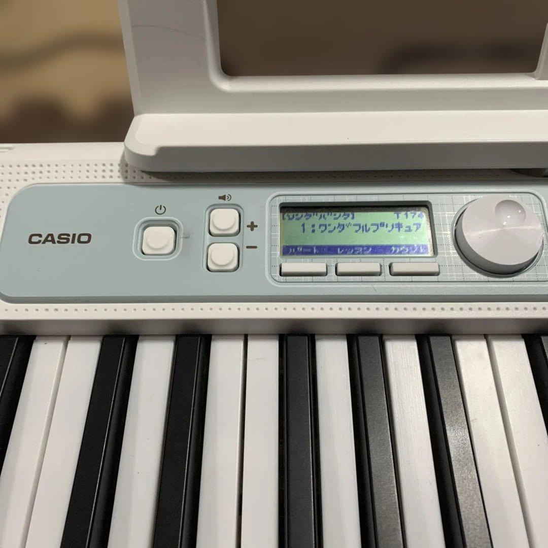 CASIO 61鍵盤電子キーボード 120曲シングバック　LK-335