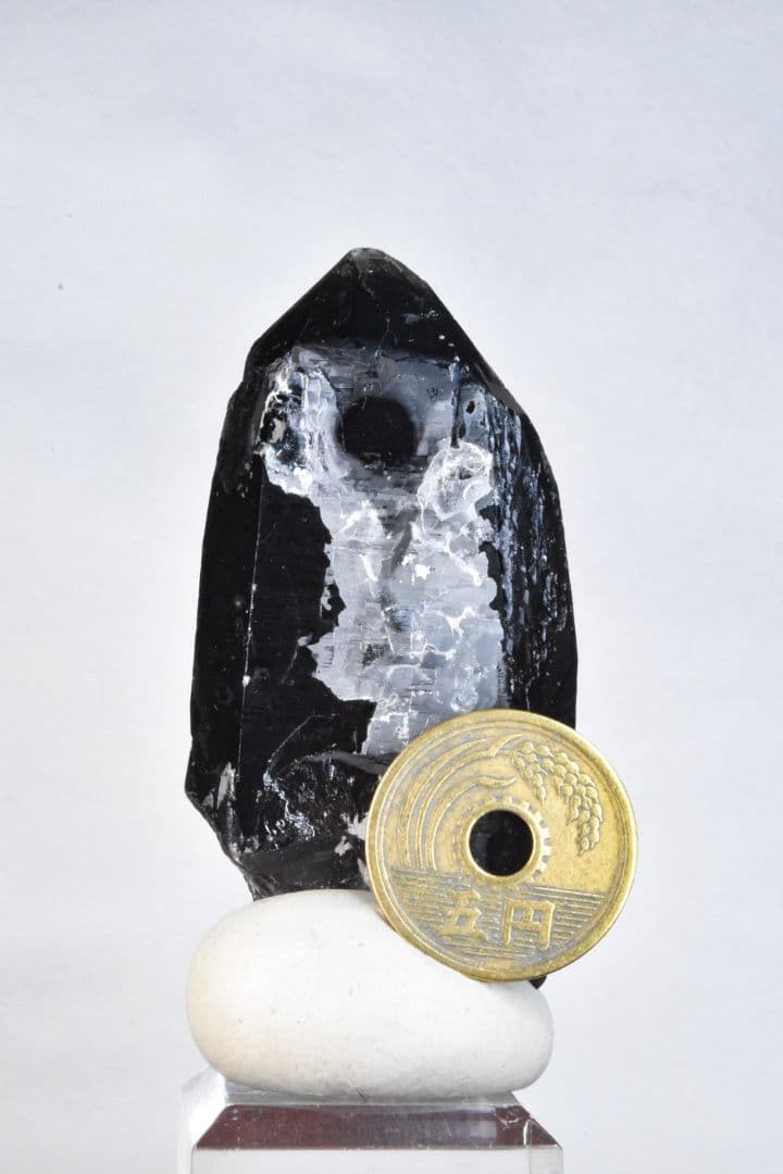 最新産出！ 岐阜県中津川市蛭川田原産 モリオンに近いスモーキークォーツ03