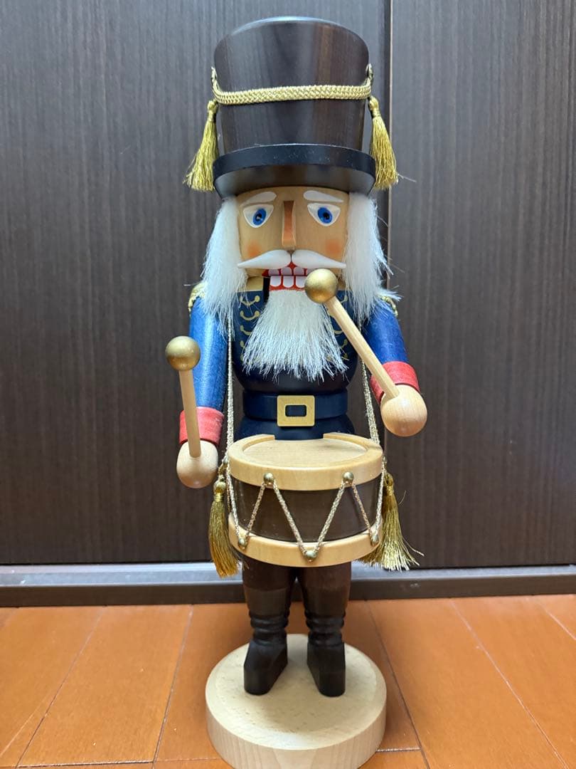 クリスチャンウルビリヒト　くるみ割り人形　青ドラマー