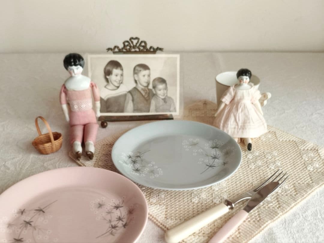 * old arabia かすみ草 ❀ ミルクグレーの ケーキプレート