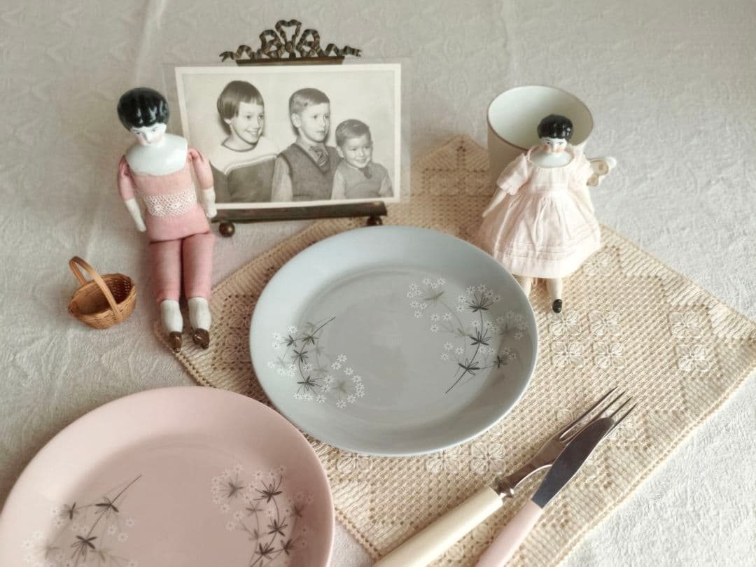 * old arabia かすみ草 ❀ ミルクグレーの ケーキプレート