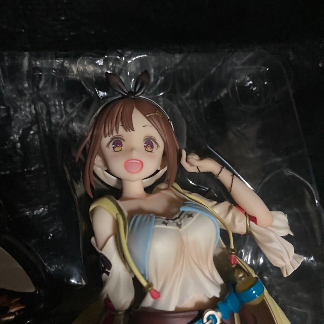 ライザのアトリエ　ライザリン・シュタウト　 1／7スケール　フィギュア