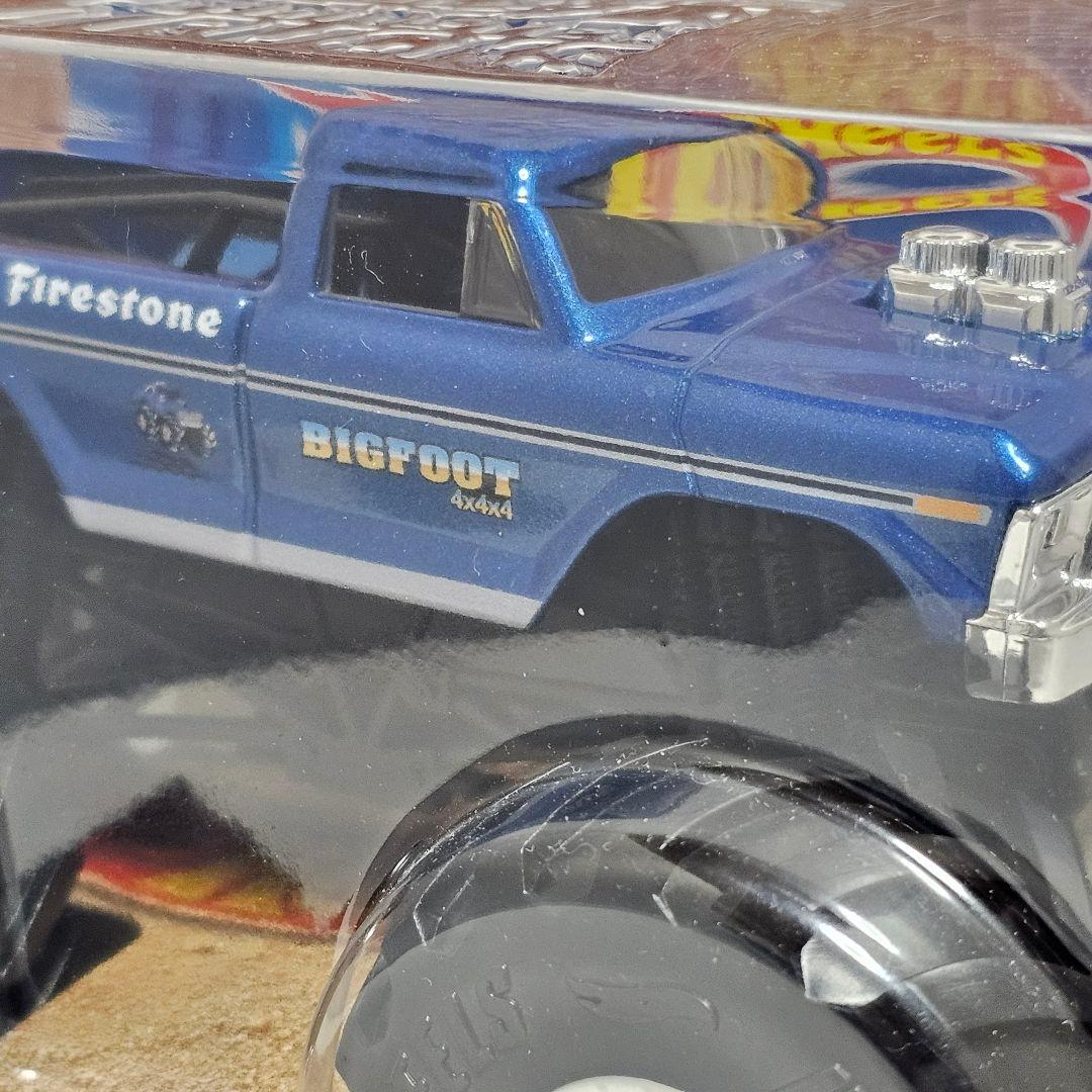 ビッグサイズ！約20cm！ホットウィール　モンスタートラック　ビッグフット