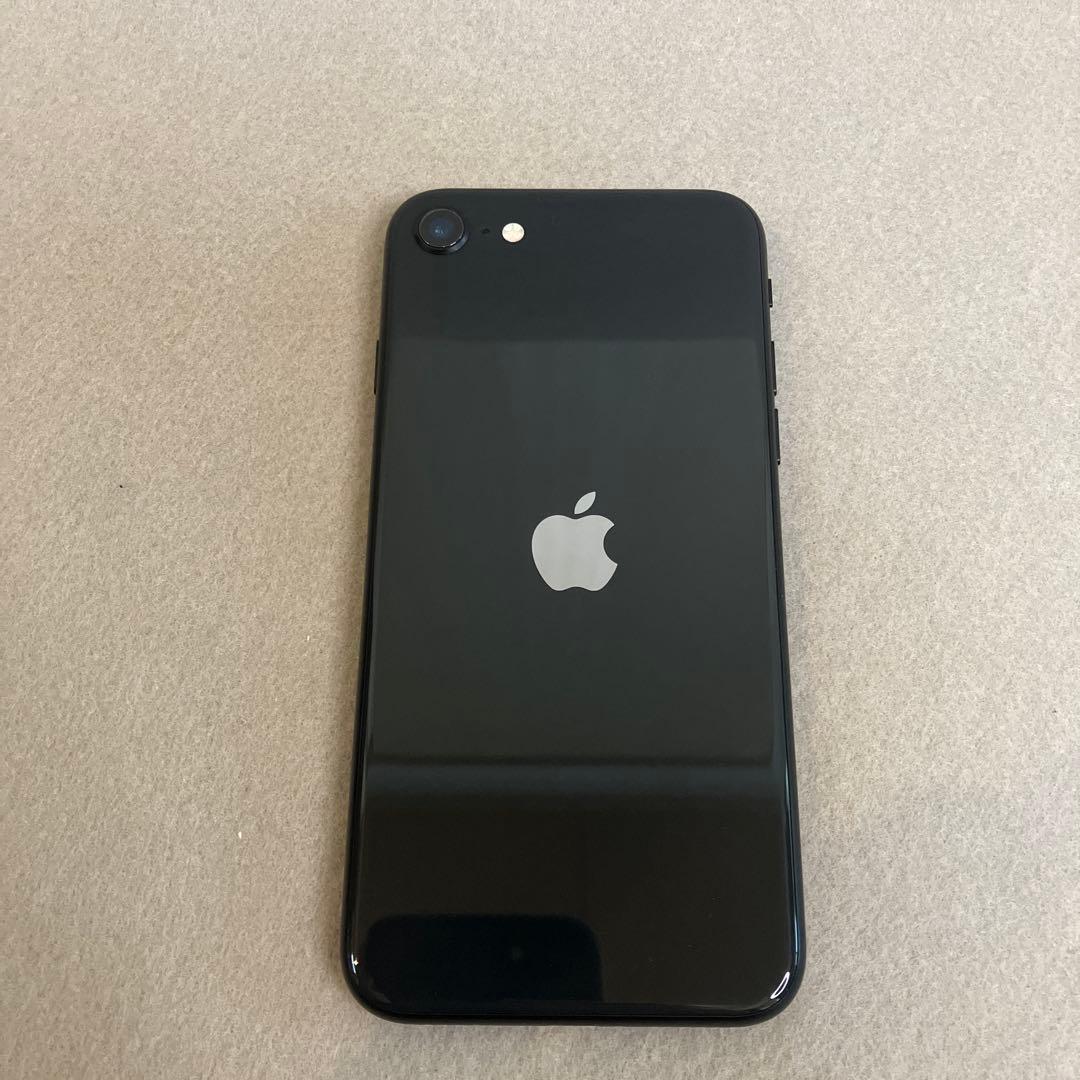 美品 ケース付き iPhone SE 第2世代 64GB ブラック　SIMフリー