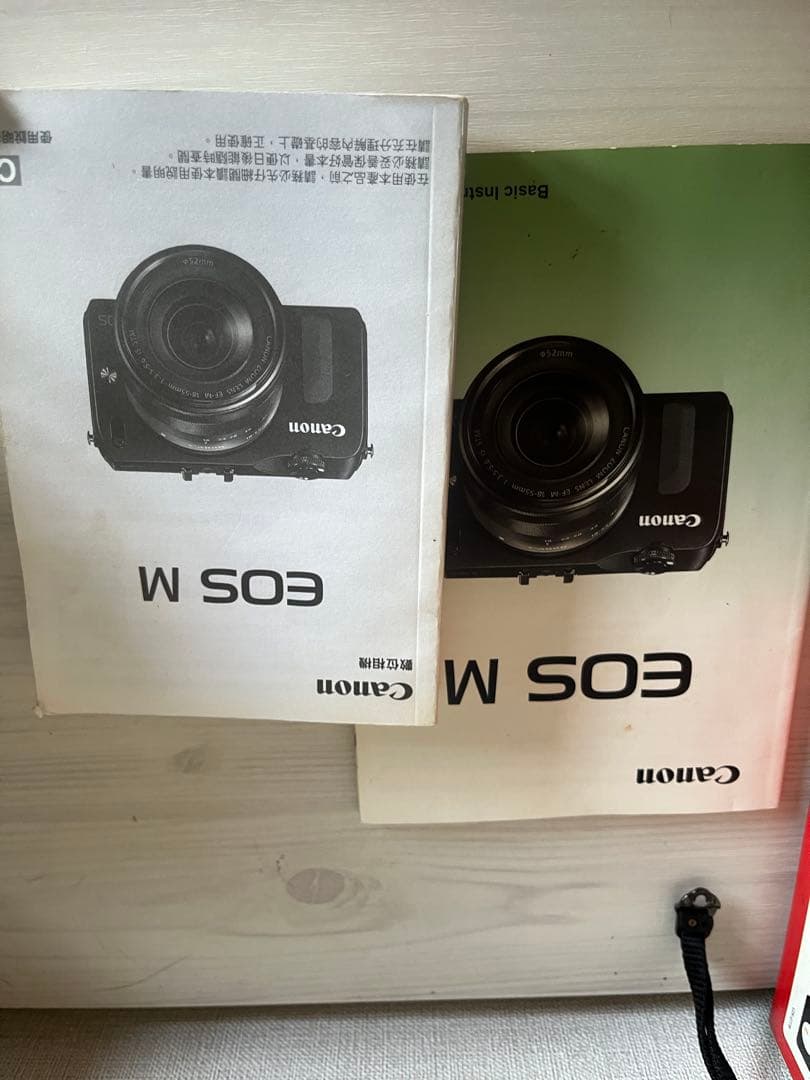 Canon EOS デジタル一眼レフカメラとレンズ