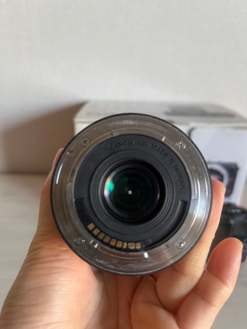 Canon EOS デジタル一眼レフカメラとレンズ