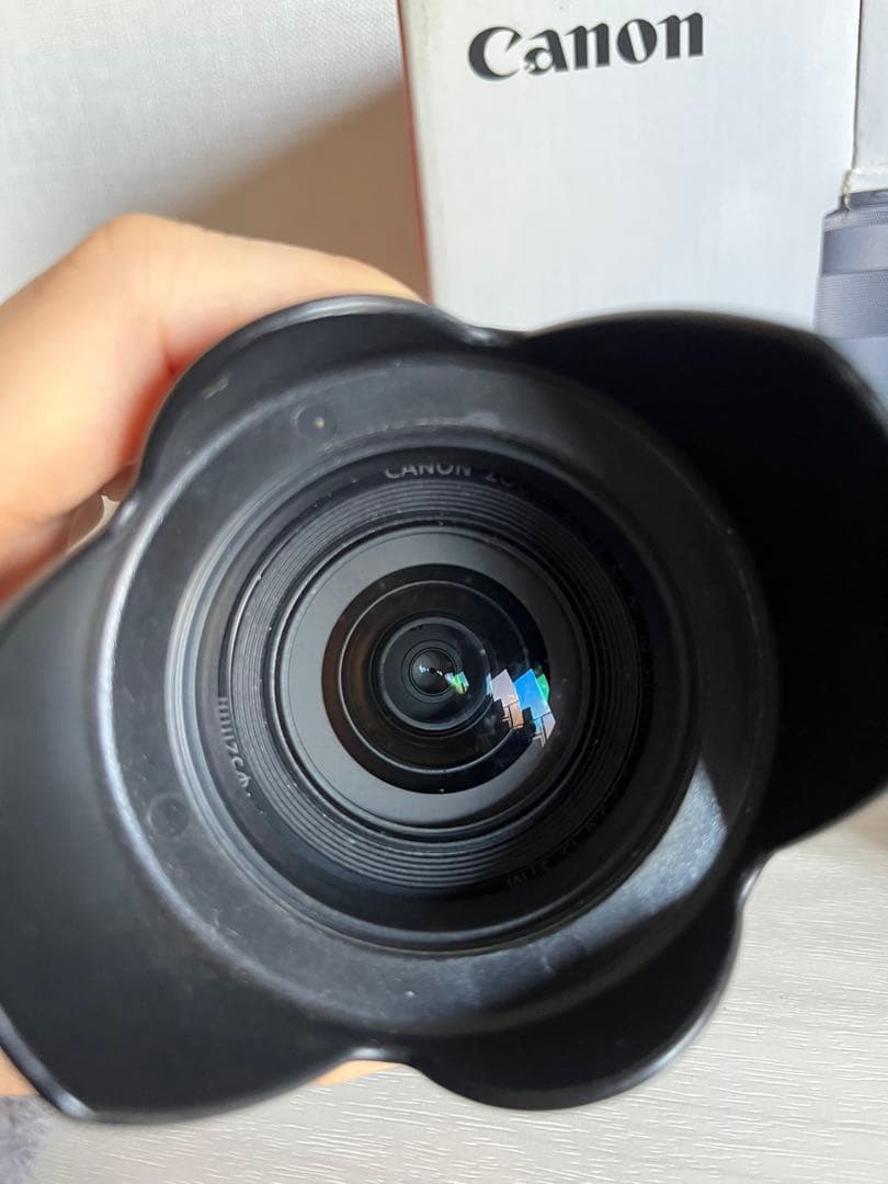 Canon EOS デジタル一眼レフカメラとレンズ