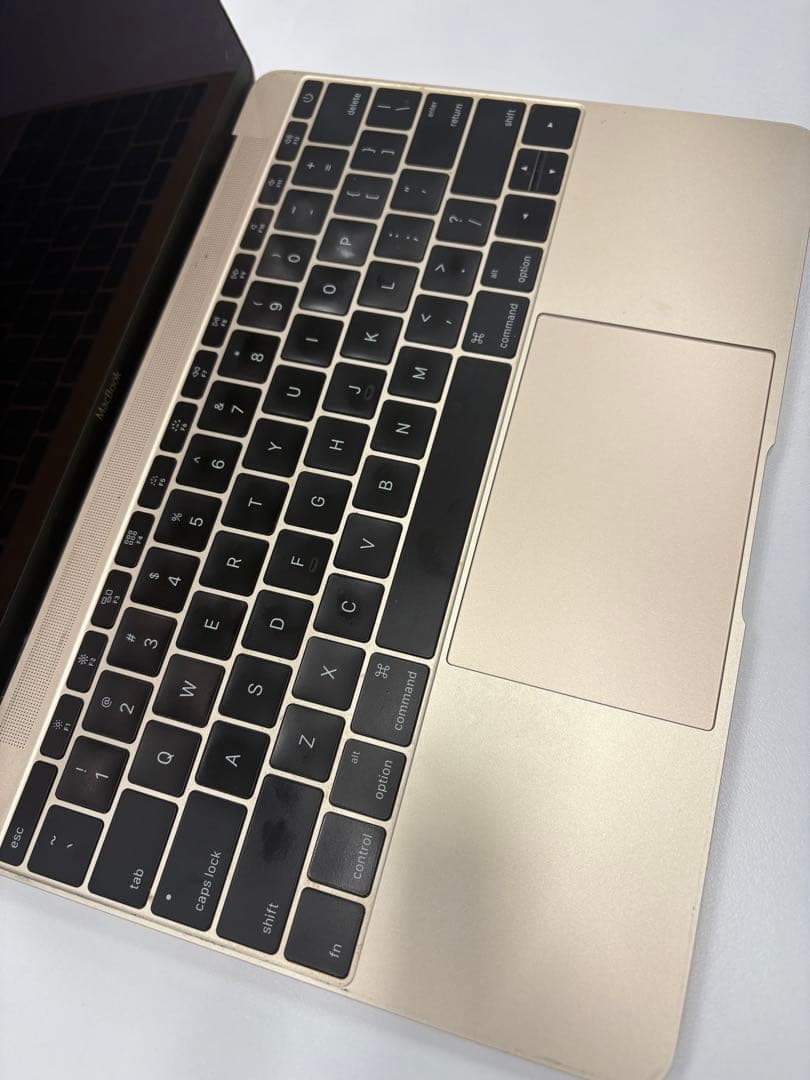 ゴールド MacBook 本体　2016初期
