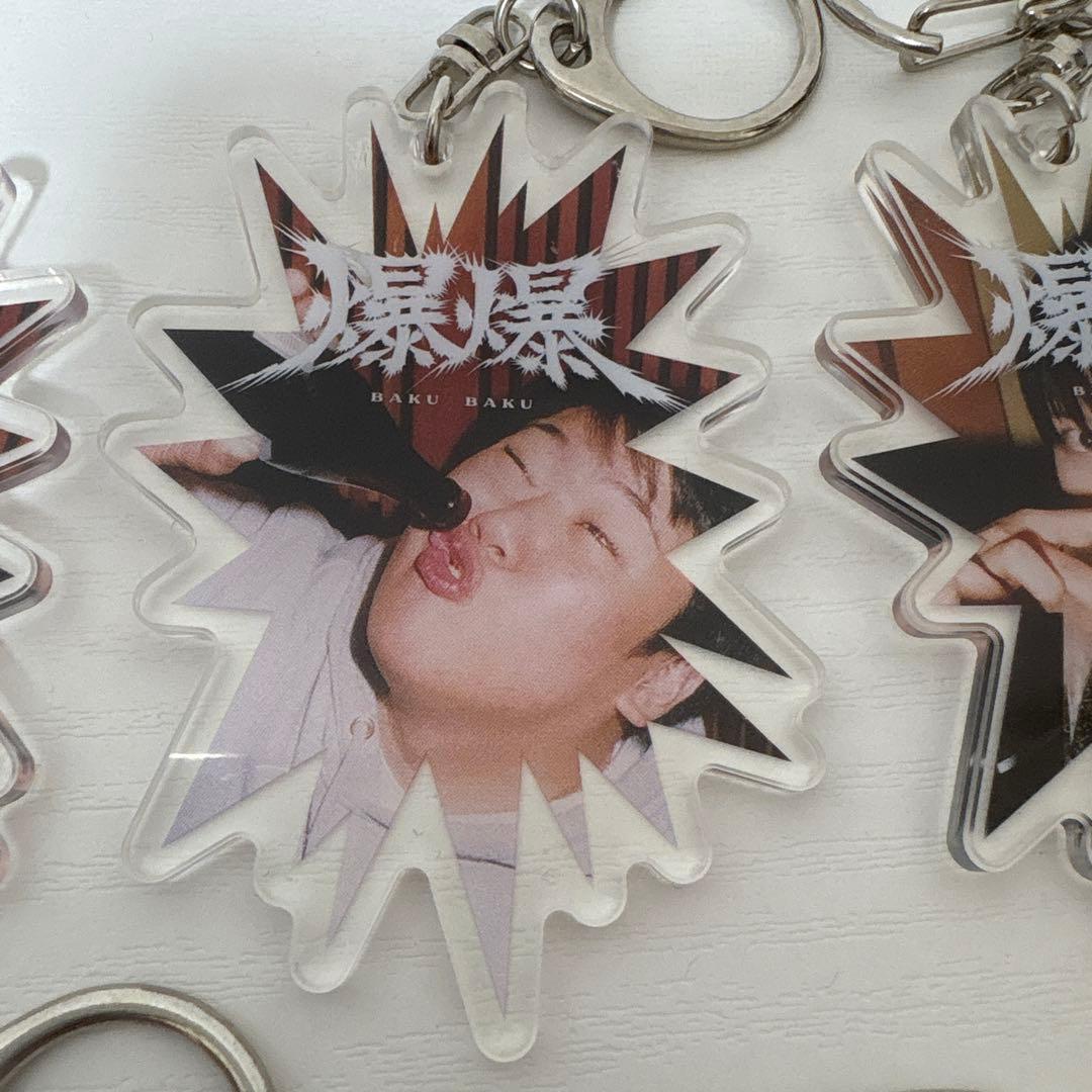 ラランド 礼賛 キーホルダー 7個 缶バッジ3個セット サーヤ ニシダ マネたく