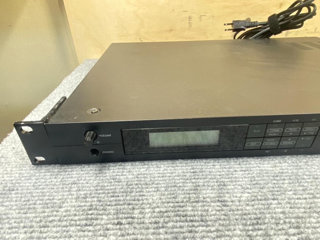 830 KORG M3R シンセサイザー