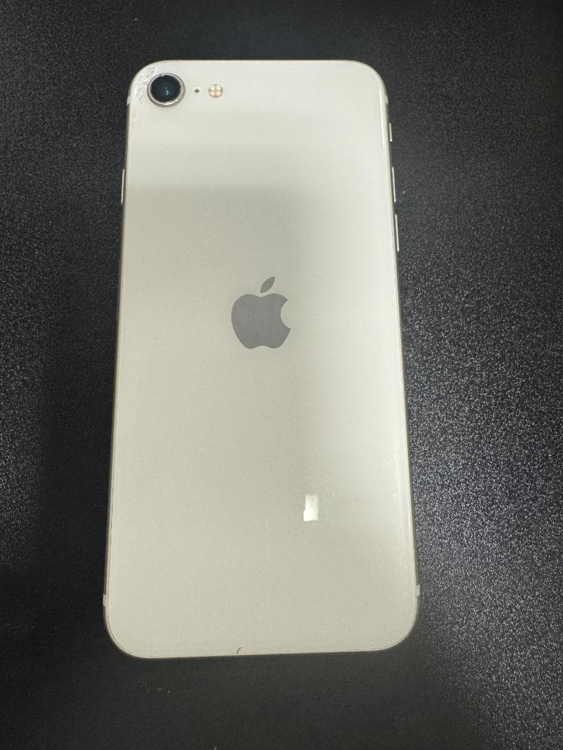 iPhoneSE3 64GB 割れあり