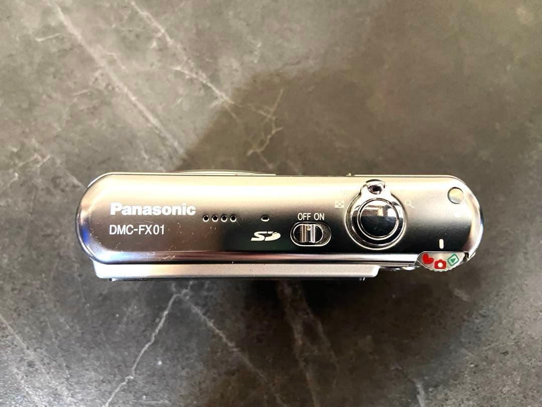 【訳あり】Panasonic Lumix DMC-FX01 デジカメ