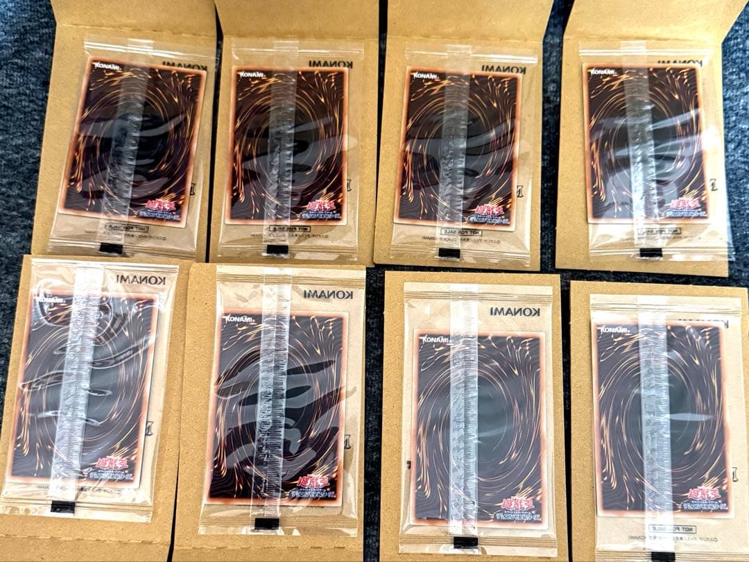 新品未開封！遊戯王OCG カップヌードル 簡易融合 コラボカード 8枚 トレカ