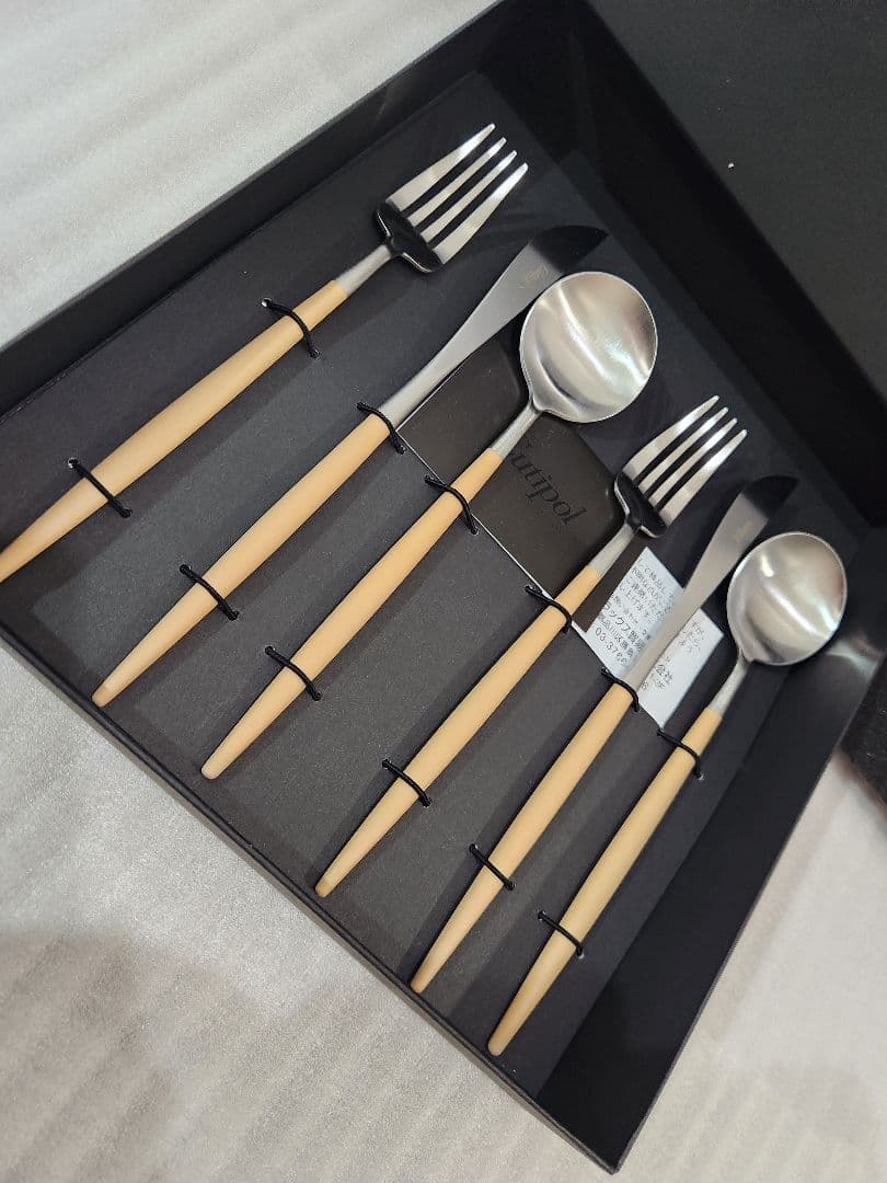 Cutipol Ivory Silver　人気 支持多カラー　箱入未使用