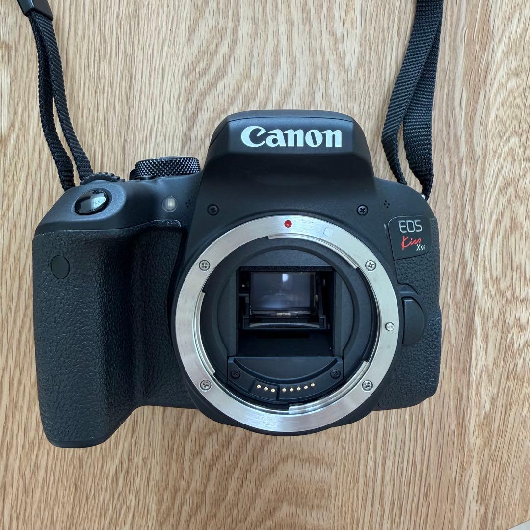Canon EOS Kiss X9i 一眼レフカメラダブルズームキット値下げ不可