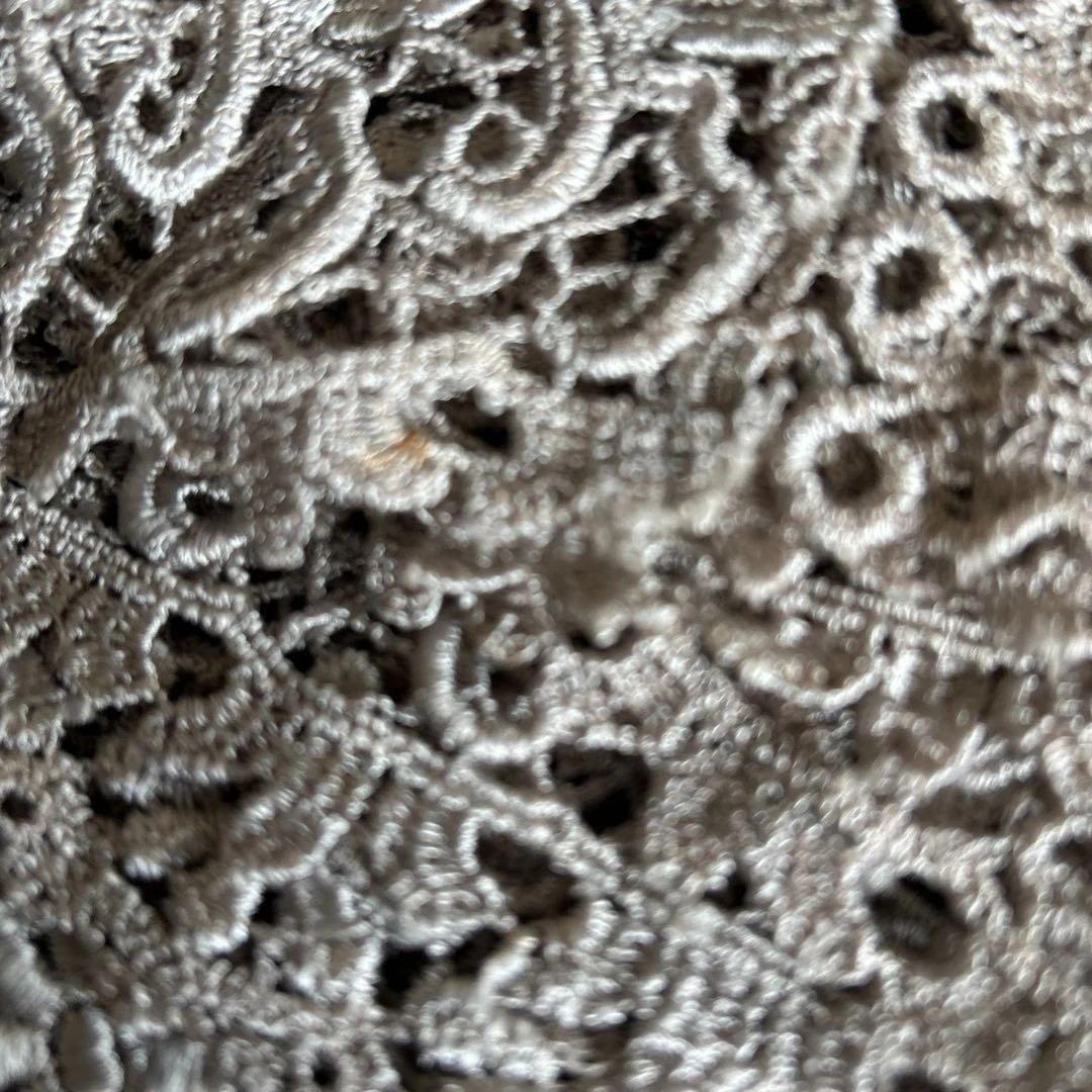 ハンドメイド　鍵編み　テーブルセンター　約136×37cm 光沢グレー