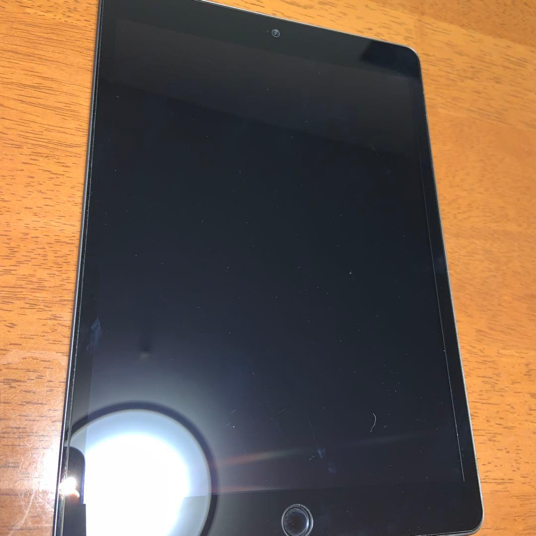 最終値下げ　箱ありiPad 第7世代　wi-fiモデル32GB 充電器付き