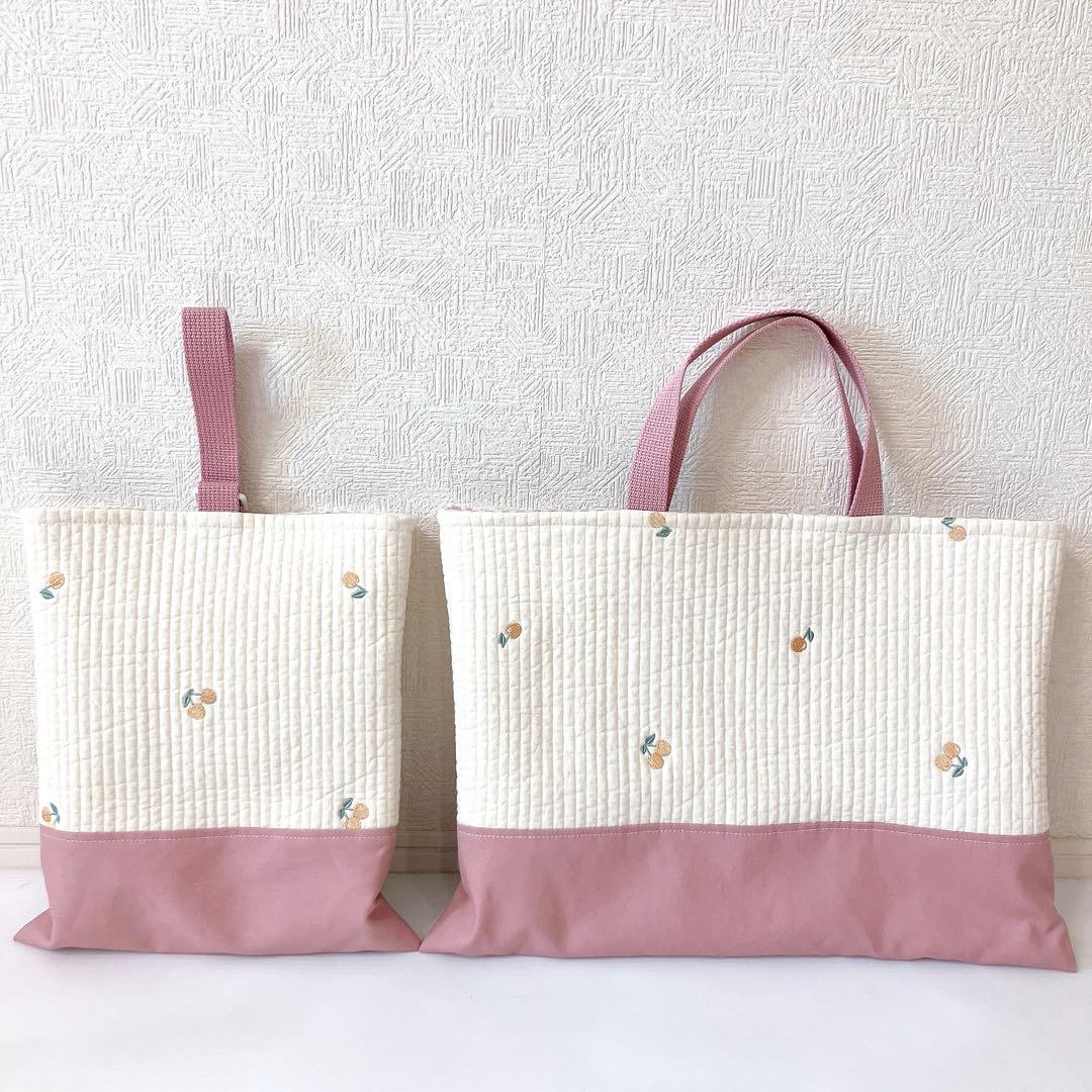 レッスンバッグ 上履き入れ　ヌビ　さくらんぼ刺繍