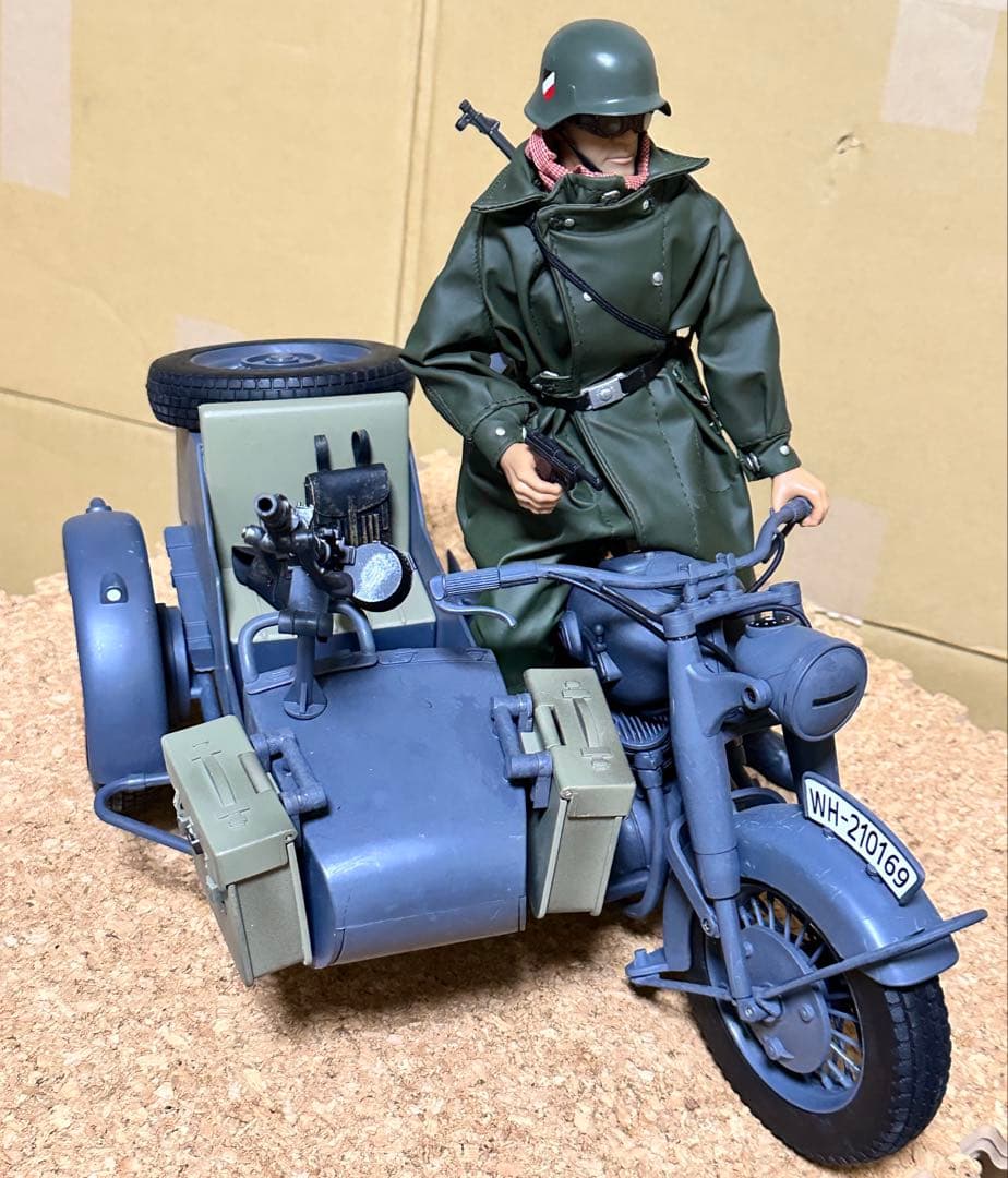 21st century toys 1/6 ドイツ軍　サイドカー 兵士付き