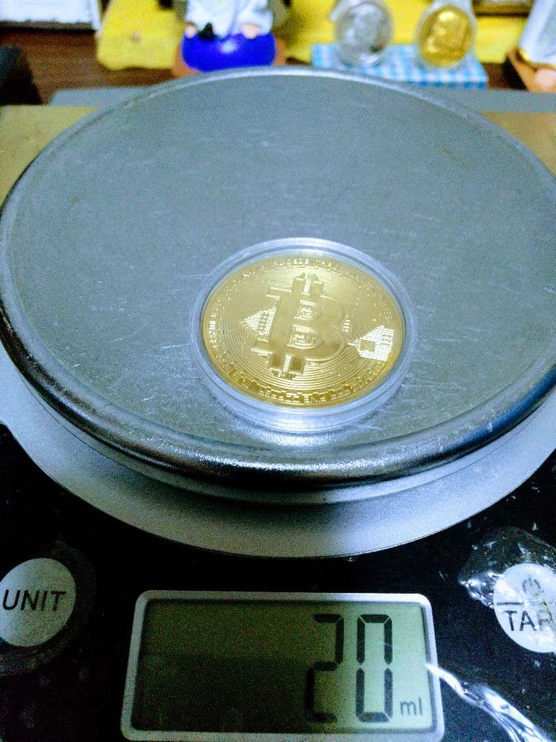 超綺麗&超豪華.ケース入り.金色.十字架入り.オマケ付きます