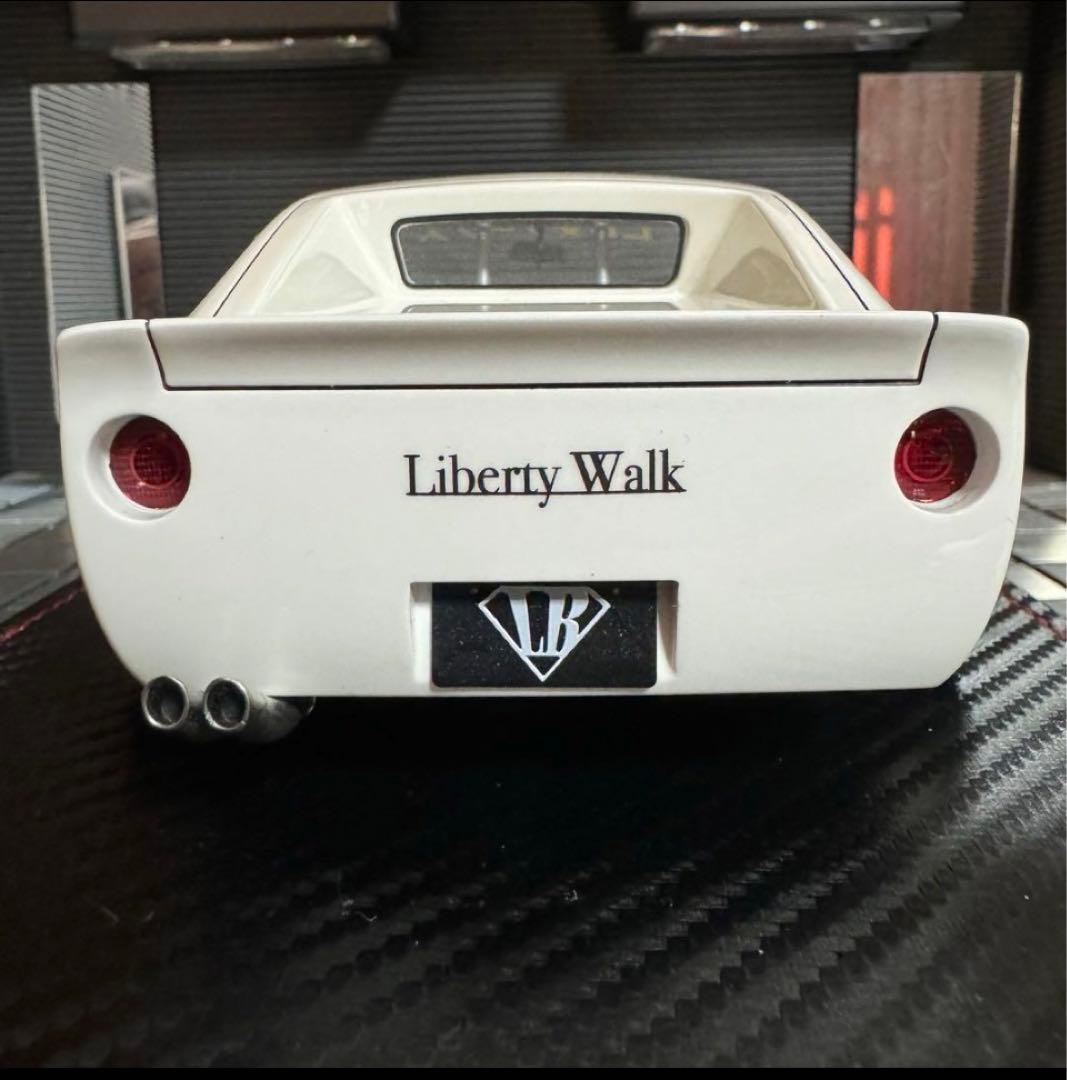 イグニッションモデル1/18LB−WORKSフェアレディZ (S30)カスタム品