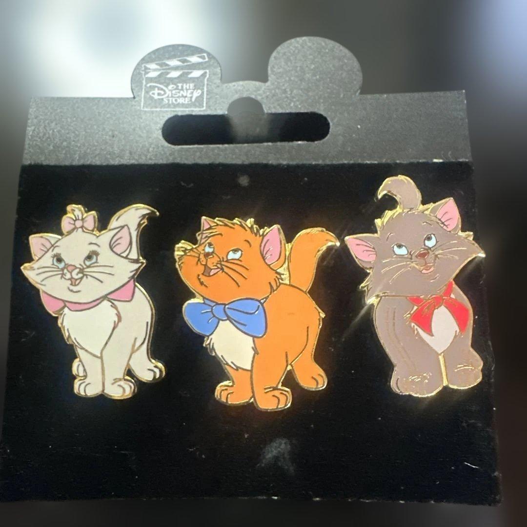 ディズニーおしゃれキャット ピンバッジセット