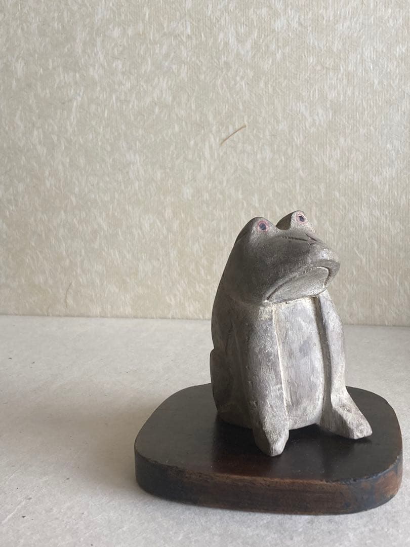 アジア民藝木彫カエル｜手彫りオブジェ｜民藝工芸｜トライバルアート｜H10.3cm
