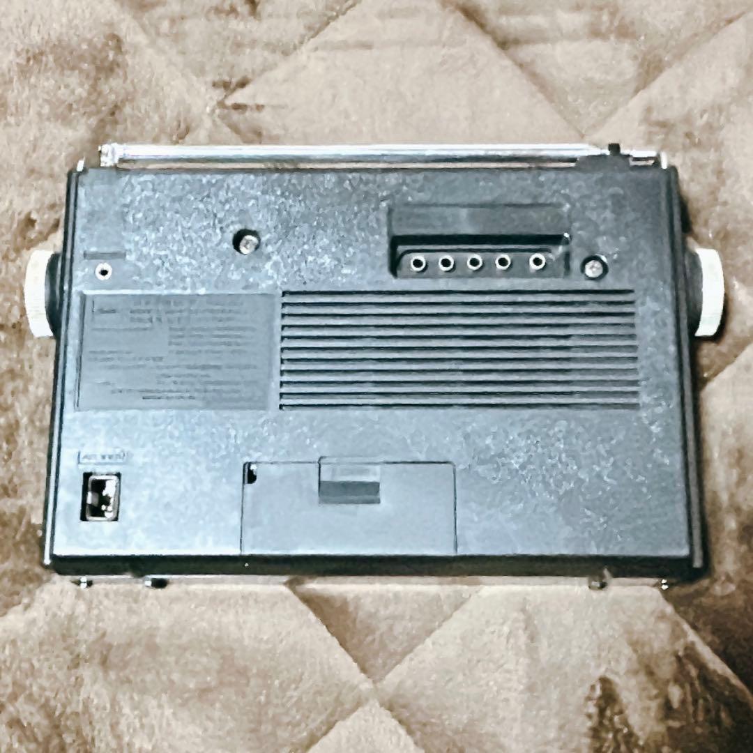 TOSHIBA アナログラジオ AM/FM/SW ジャンク品として