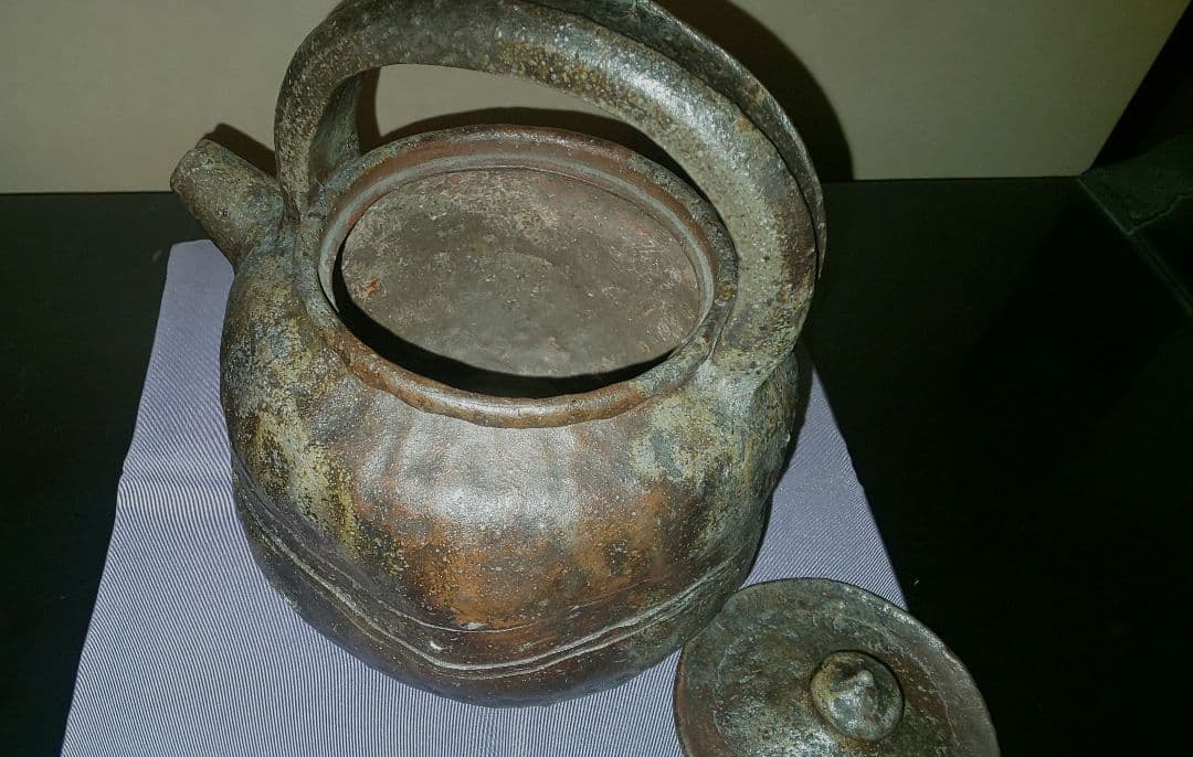 人間国宝 金重陶陽 手捻り 水注 共箱 道明識