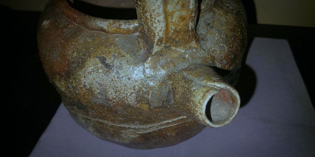 人間国宝 金重陶陽 手捻り 水注 共箱 道明識