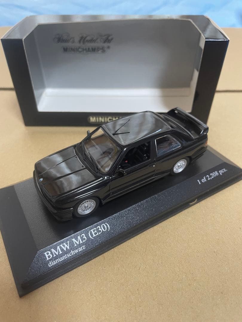  M3 (E30) 1987 Silver 1/43 ミニカー