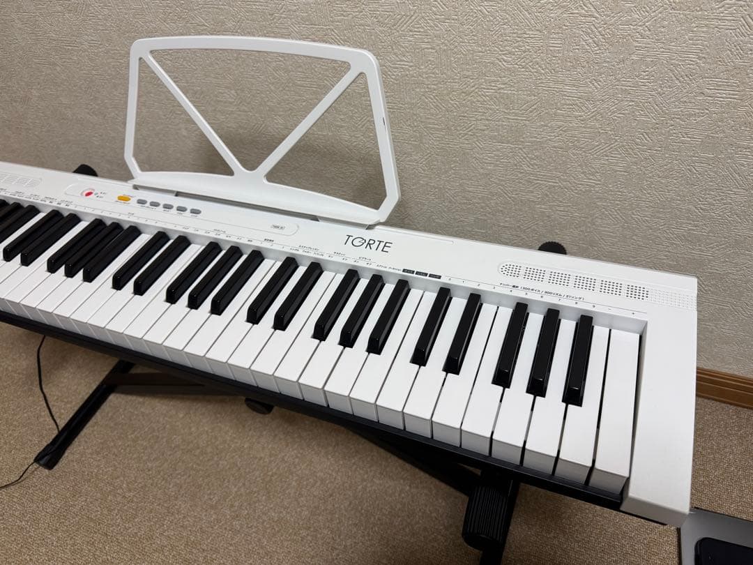【期間限定値下げ】TORTE 電子キーボード　スタンドTSDK-61 電子ピアノ