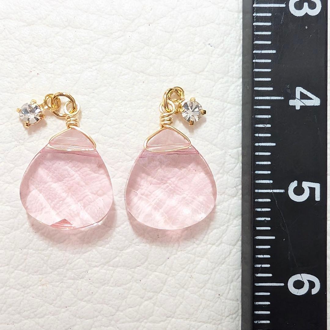 SWAROVSKIのチャーム〈No.B632〉