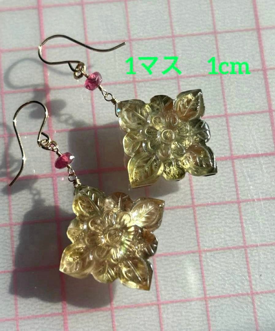 Sale❣️ブラウンmop金箔×水晶＆ルビーのピアス　14kgf