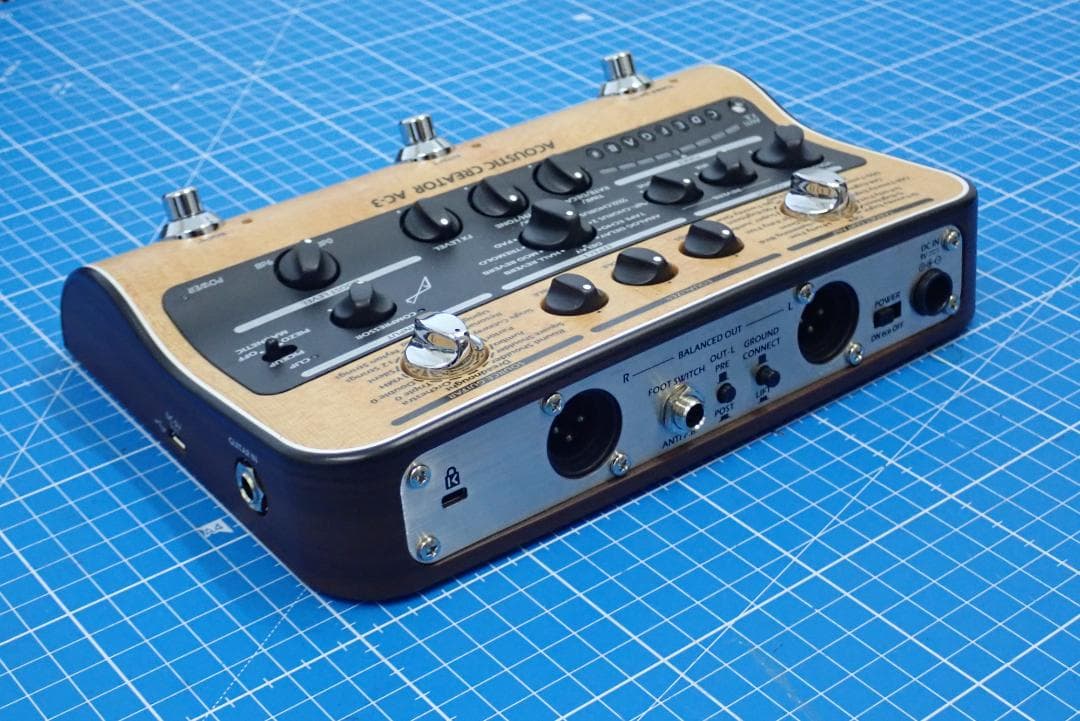 ZOOM AC-3 CREATORアコースティックギター用エフェクター