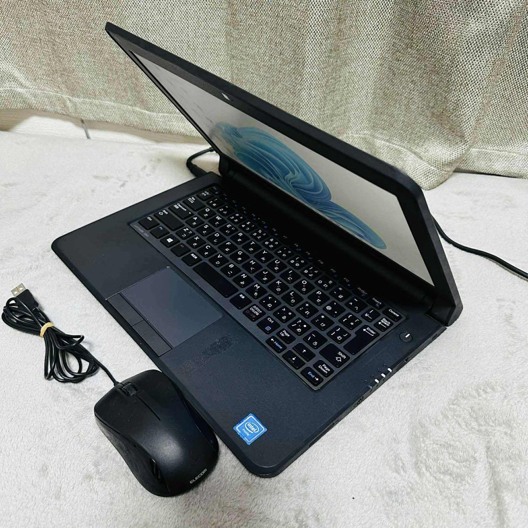 S138 DellノートパソコンSSDメモリ8G高速コンパクトWindows11