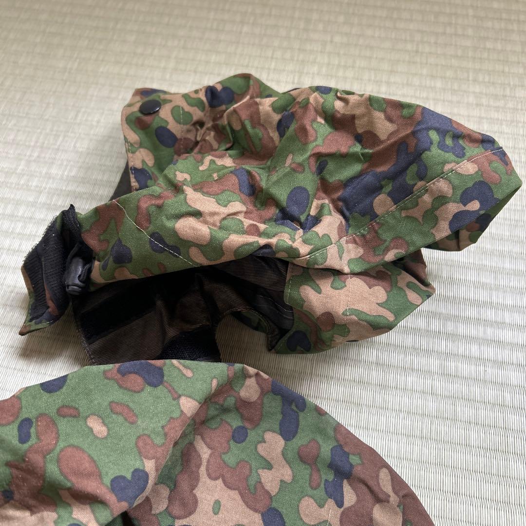 陸上自衛隊　自衛官　防寒具　防寒戦闘外被上下セット　サバゲー