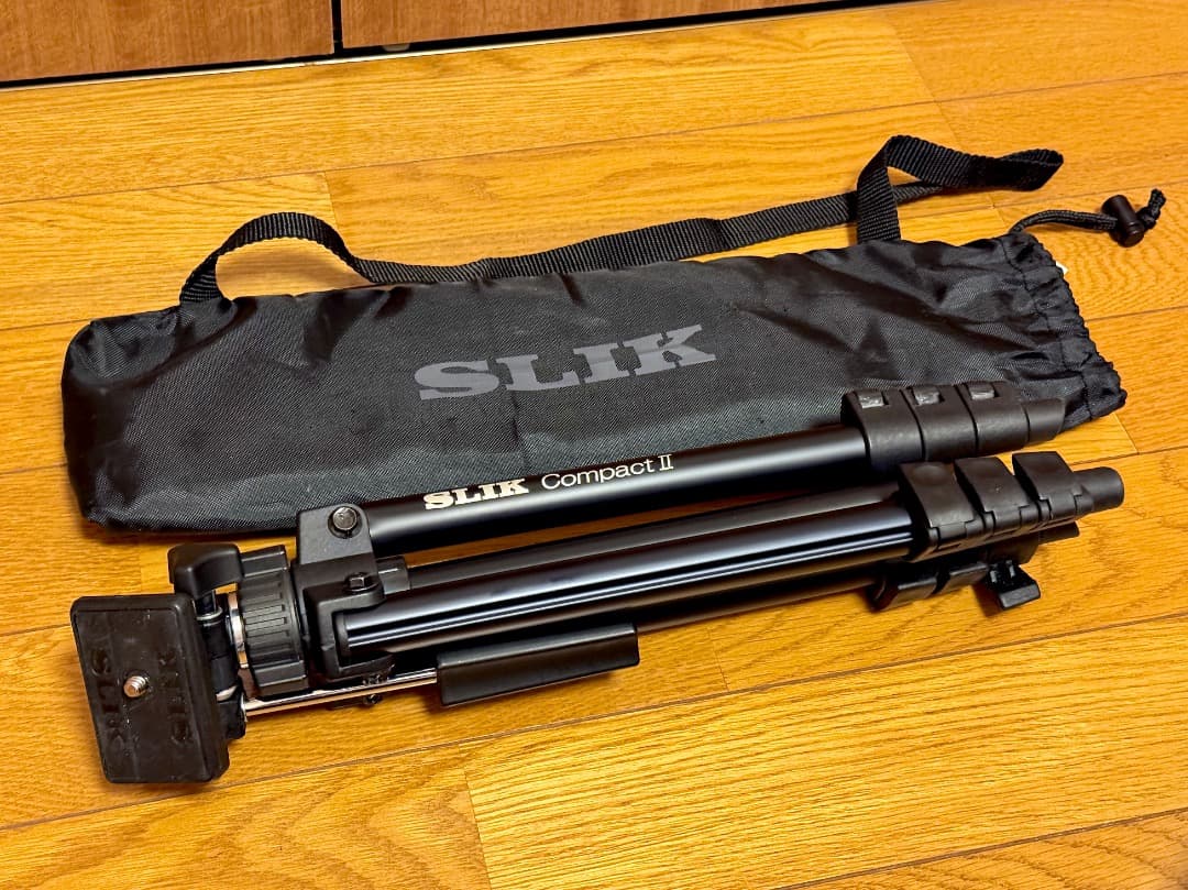 Canon EOS Kiss X5・カメラ三脚セット