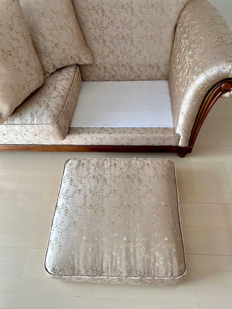 2人掛けソファ 長さ200×横幅95×高さ82㎝