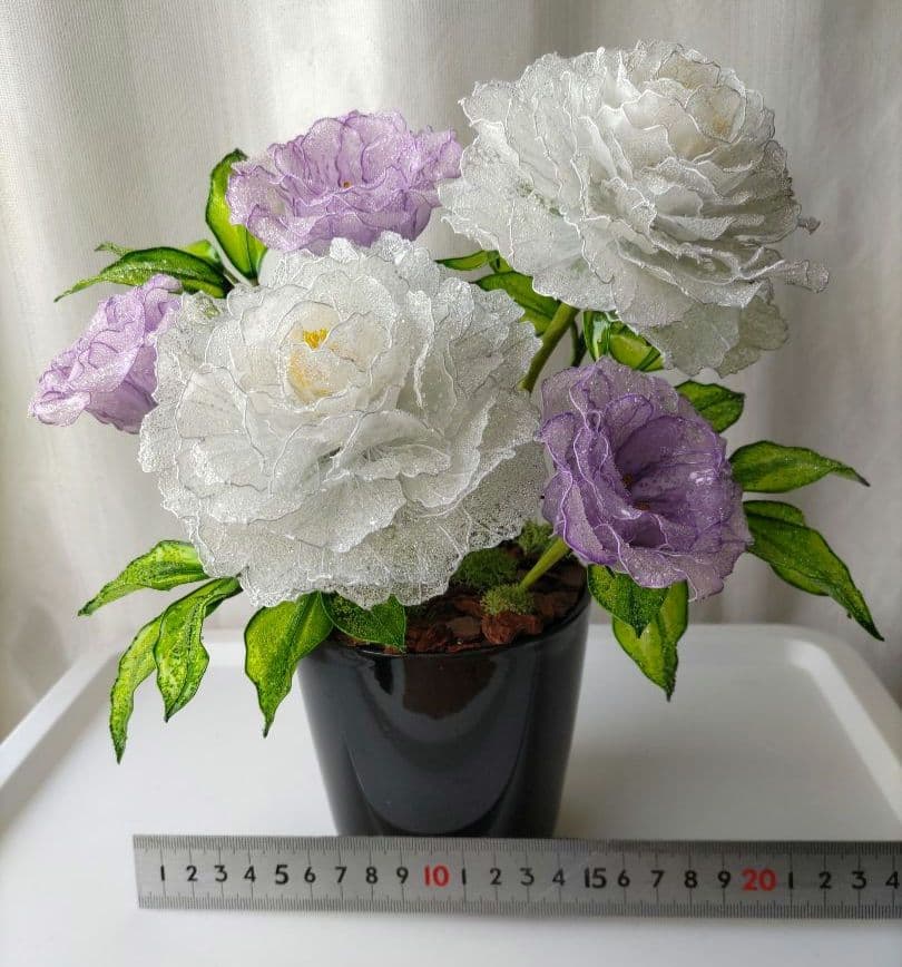 芍薬のアレンジメント　　　アメリカンフラワー　（ディップフラワー）