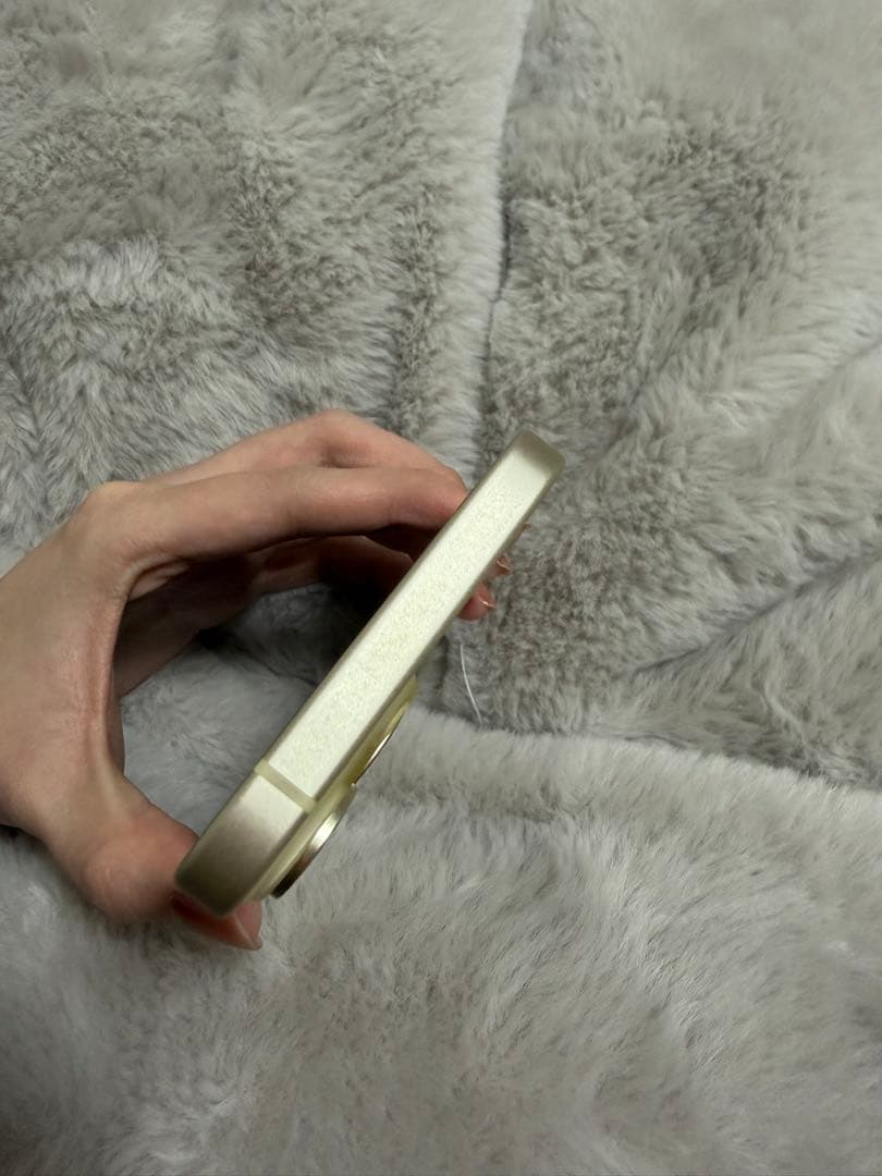 Apple iPhone 15 256GB イエロー 本体　箱付き