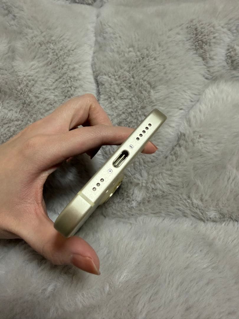 Apple iPhone 15 256GB イエロー 本体　箱付き