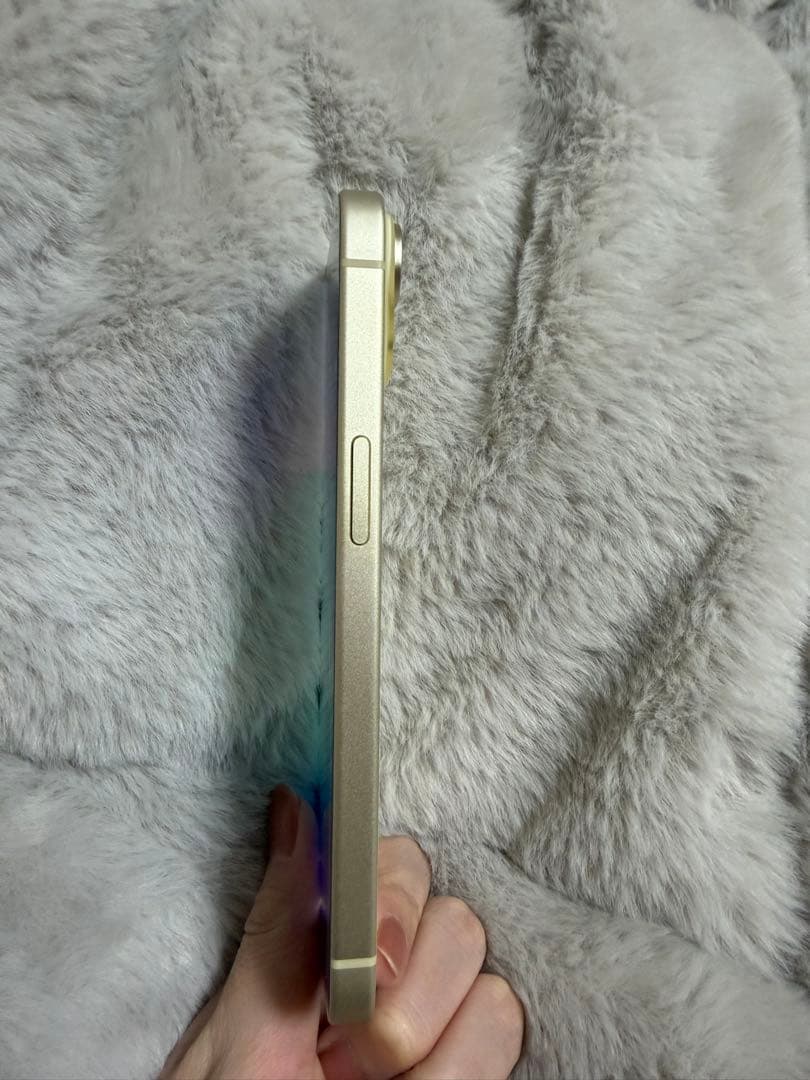 Apple iPhone 15 256GB イエロー 本体　箱付き