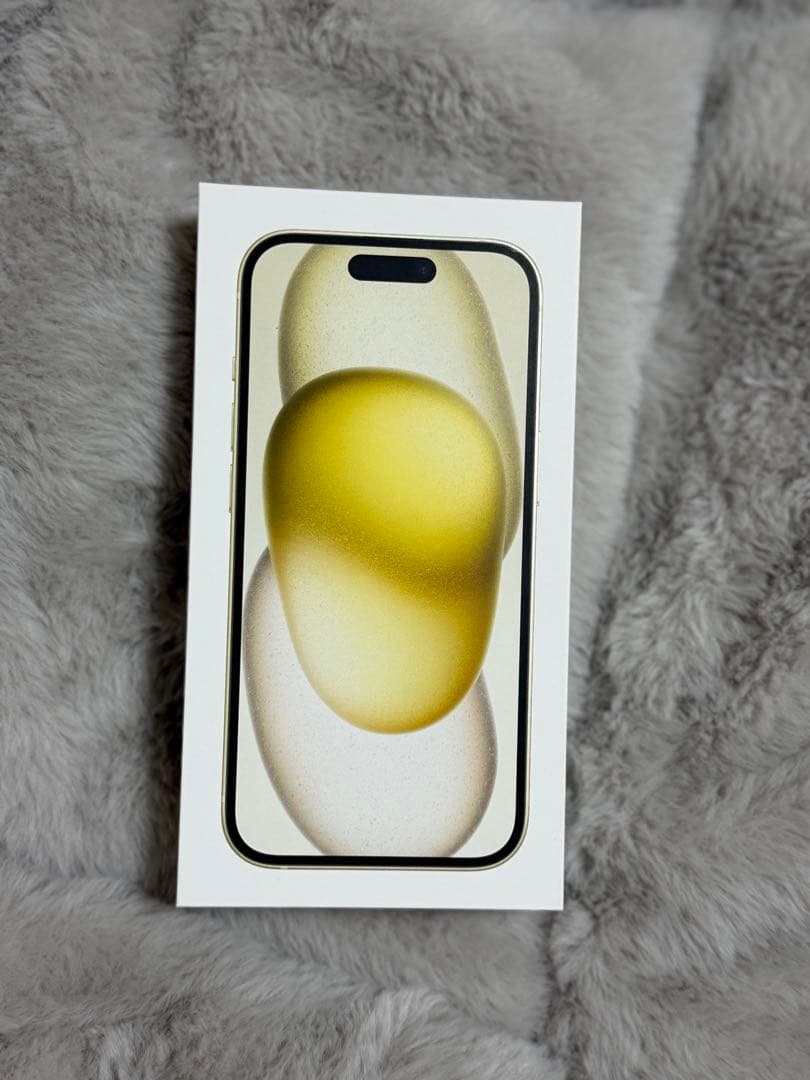 Apple iPhone 15 256GB イエロー 本体　箱付き