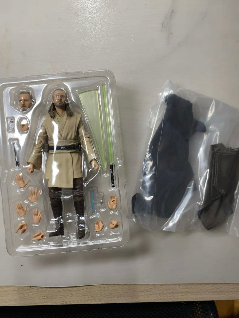 クワイガンジン　SHフィギュアーツ