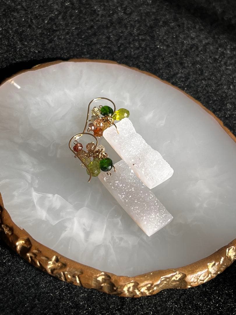 14kgfドゥルージーアゲートのピアス です